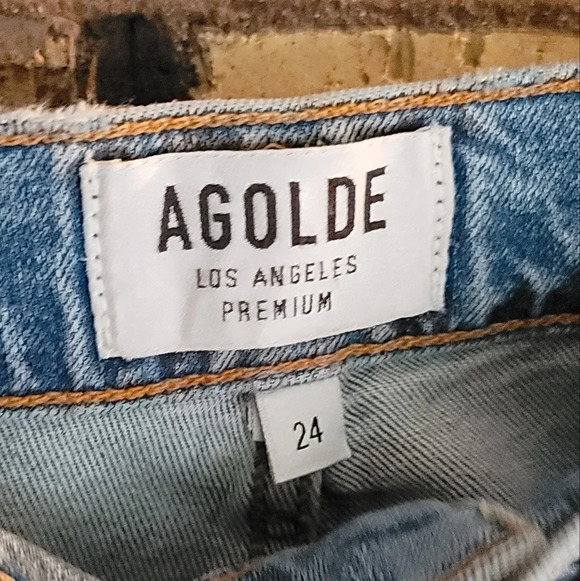 AGOLDE Sophie Crop Jean With Chewed Hem and Waistband - Picture 4 of 5